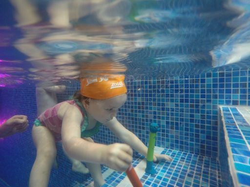 Balham Swimming Pool Little Ones Lessons at Cindys Swim School 